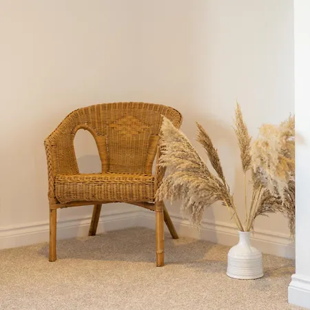 5, King's Court * Scarborough