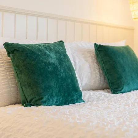 5, King's Court Scarborough