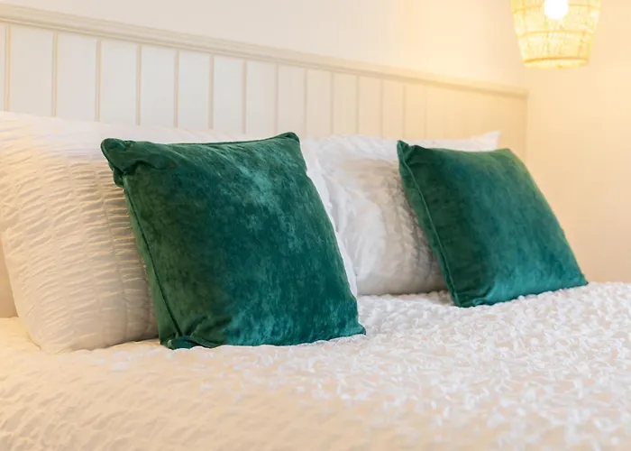 5, King's Court Scarborough